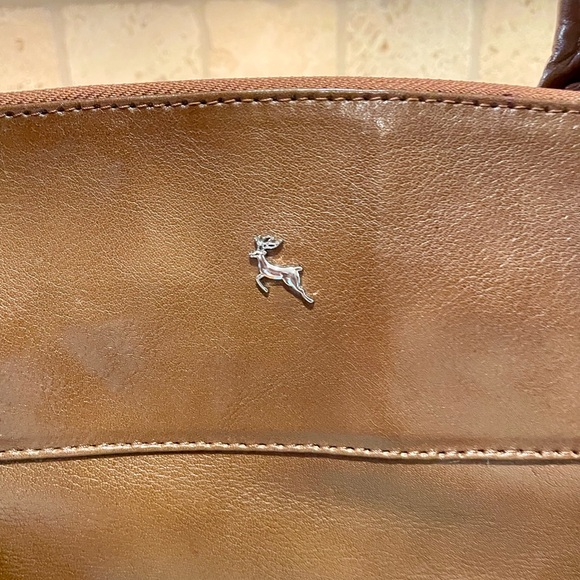 Beautiful Ashwood leather Dark brown tote with adjustable crossbody strap - Picture 2 of 7